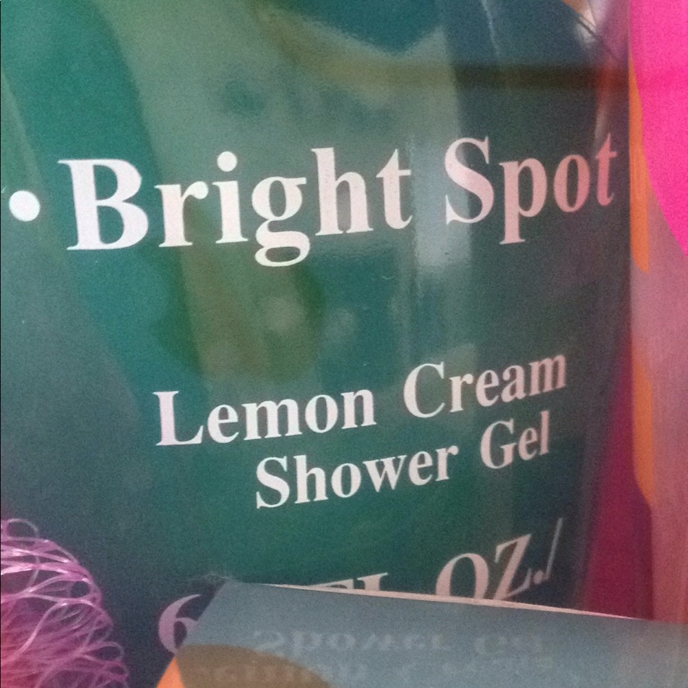 BRIGHT SPOT Bath 5 Piece Gift Set - Picture 4 of 7